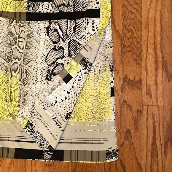 Vince Camuto Boho Animal Print Maxi Dress - Picture 4 of 8